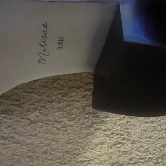 Cute boots worn once - Picture 5 of 6